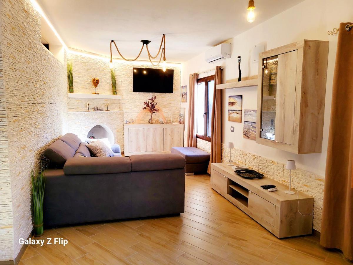 Villa Tore Quartu SantʼElena Exteriör bild